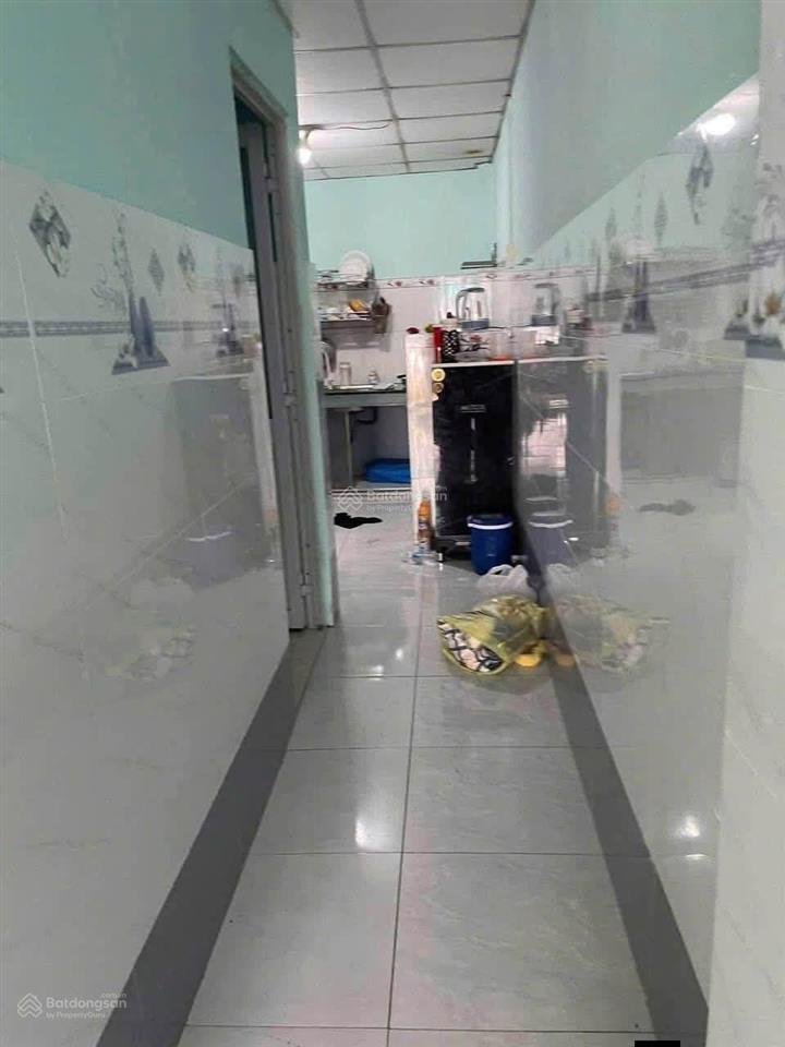 Nhà shr  tân xuân  hóc môn chỉ 1,5 tỷ sang tên ngay