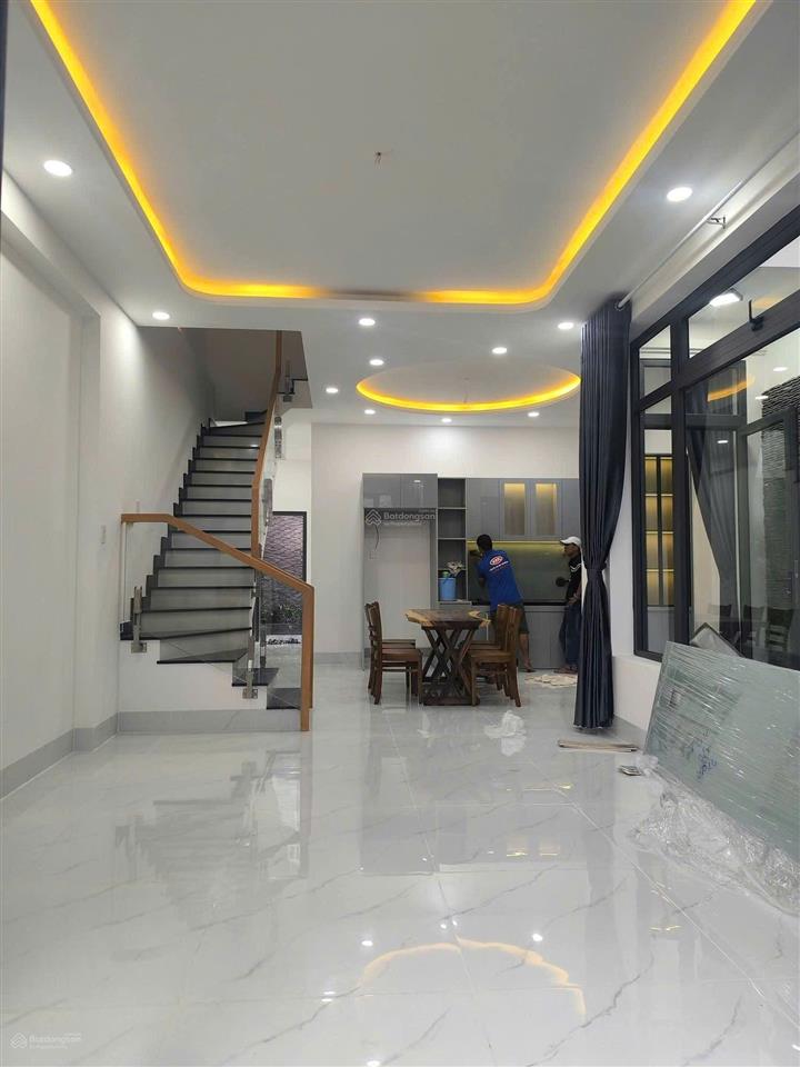 Nhà 2 tầng  hẻm ô tô thông  nguyễn thị sáu  gần trường tam đông 2  giá 5.3 tỷ tl