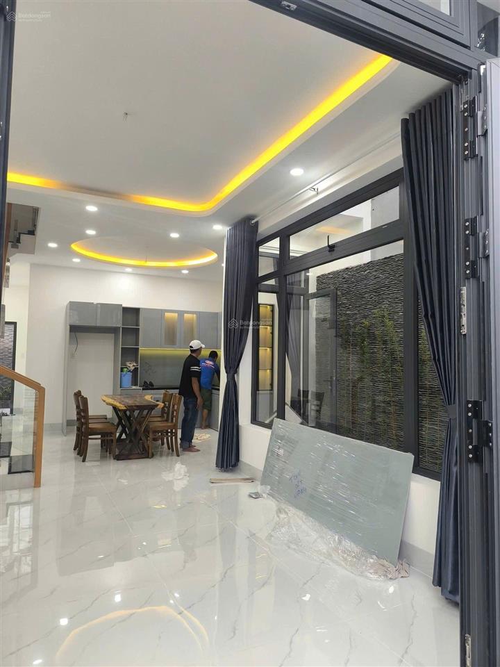 Nhà 2 tầng  hẻm ô tô thông  nguyễn thị sáu  gần trường tam đông 2  giá 5.3 tỷ tl