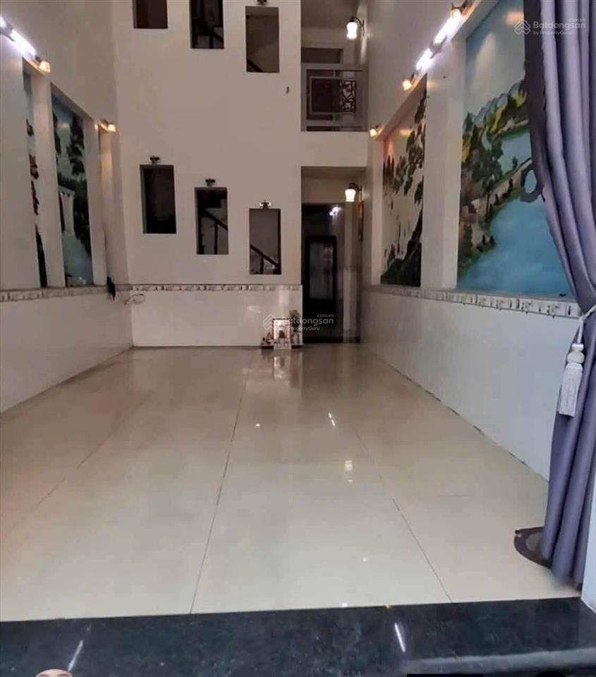 Bán nhà 3 tầng  hẻm ô tô ấp 4 đông thạnh  gần nhà thờ tân đông  giá 3,7 tỷ