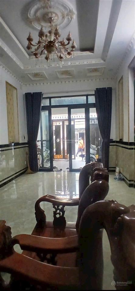 Bán nhà đúc 2 lầu ngay ngã tư nước đá, thới tam thôn, hóc môn  giáp quận 12  giá 4.4 tỷ