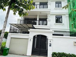 Chính chủ cho thuê biệt thự ngang 9 dài 18, gồm 10 phòng nội thất mới đẹp chưa sử dụng. giá vnd85tr