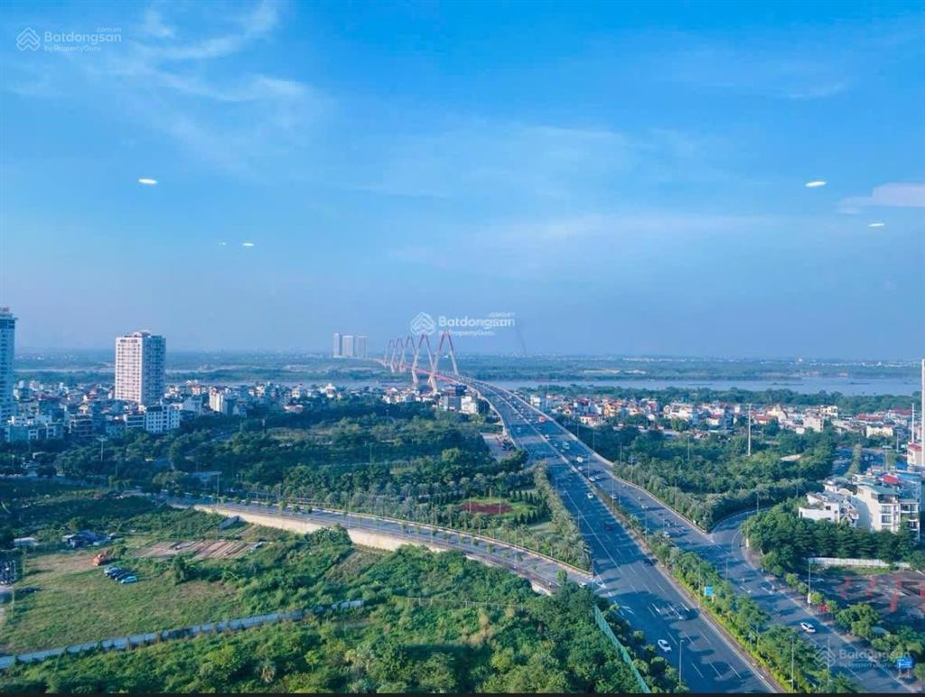 Cần bán căn hộ cao cấp tại udic westlake view cầu nhật tân  đối diện ngay lotte mall tây hồ