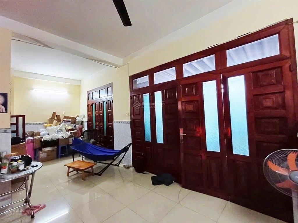 Bán mặt tiền linh trung, sát kha vạn cân