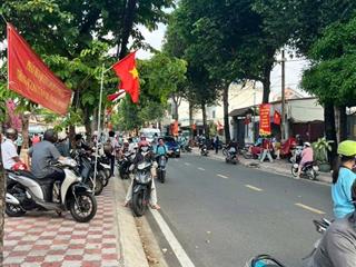 Mặt tiền linh trung . sat kha van cân