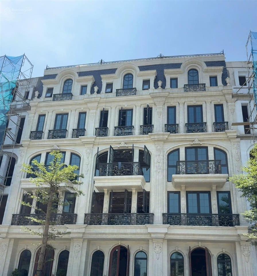 Bán nhà phố 50m² tây thăng long | giá hơn 10 tỷ