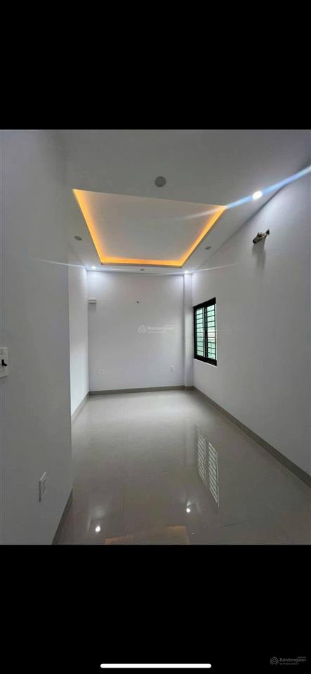 Bán nhà sau căn mặt tiền đường trần phú đối diện trường quốc học quy nhơn