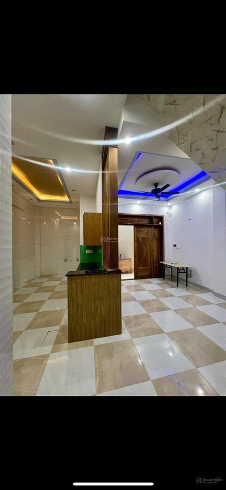 Bán nhà sau căn mặt tiền đường trần phú đối diện trường quốc học quy nhơn