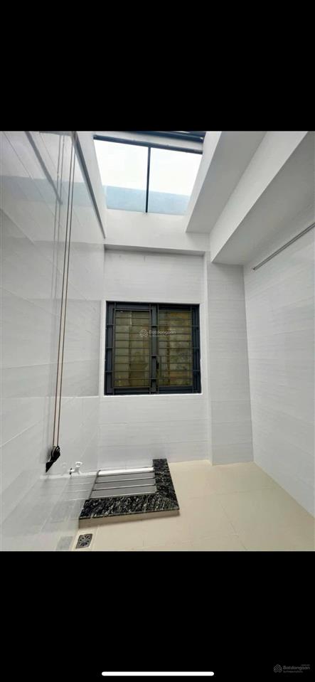 Bán nhà sau căn mặt tiền đường trần phú đối diện trường quốc học quy nhơn