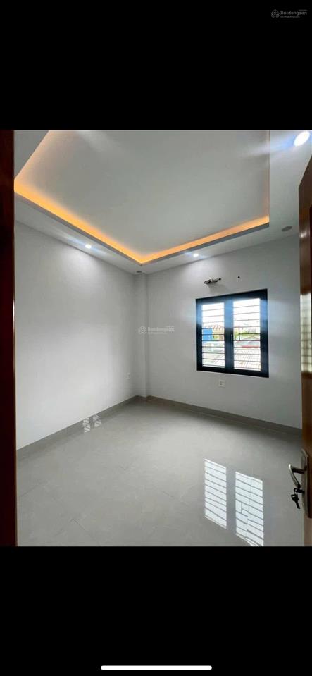 Bán nhà sau căn mặt tiền đường trần phú đối diện trường quốc học quy nhơn