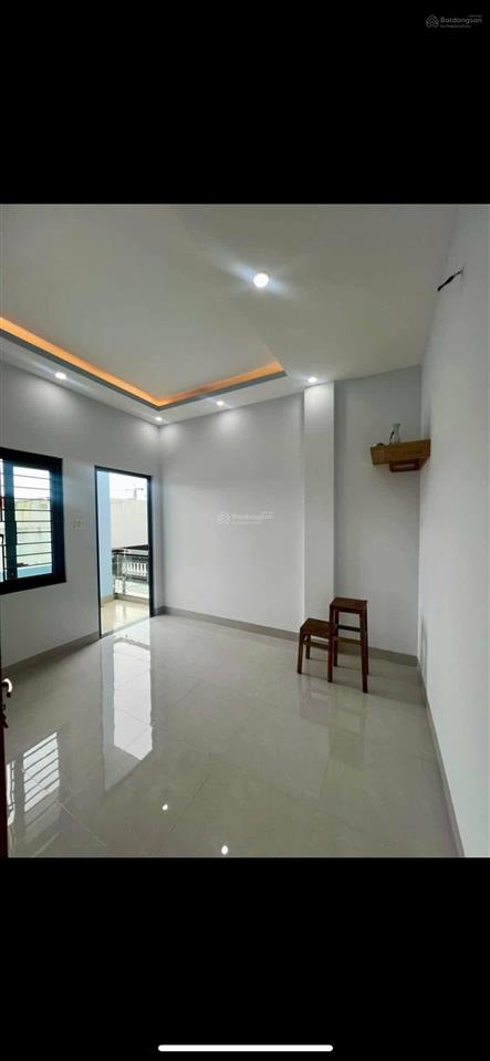 Bán nhà sau căn mặt tiền đường trần phú đối diện trường quốc học quy nhơn