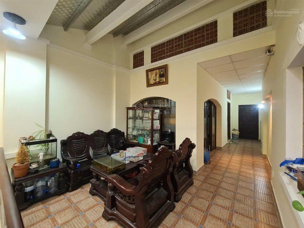 16 tỷ  122m2  nhà đường thành thái, p14, q10, 1 trệt, 1 lầu
