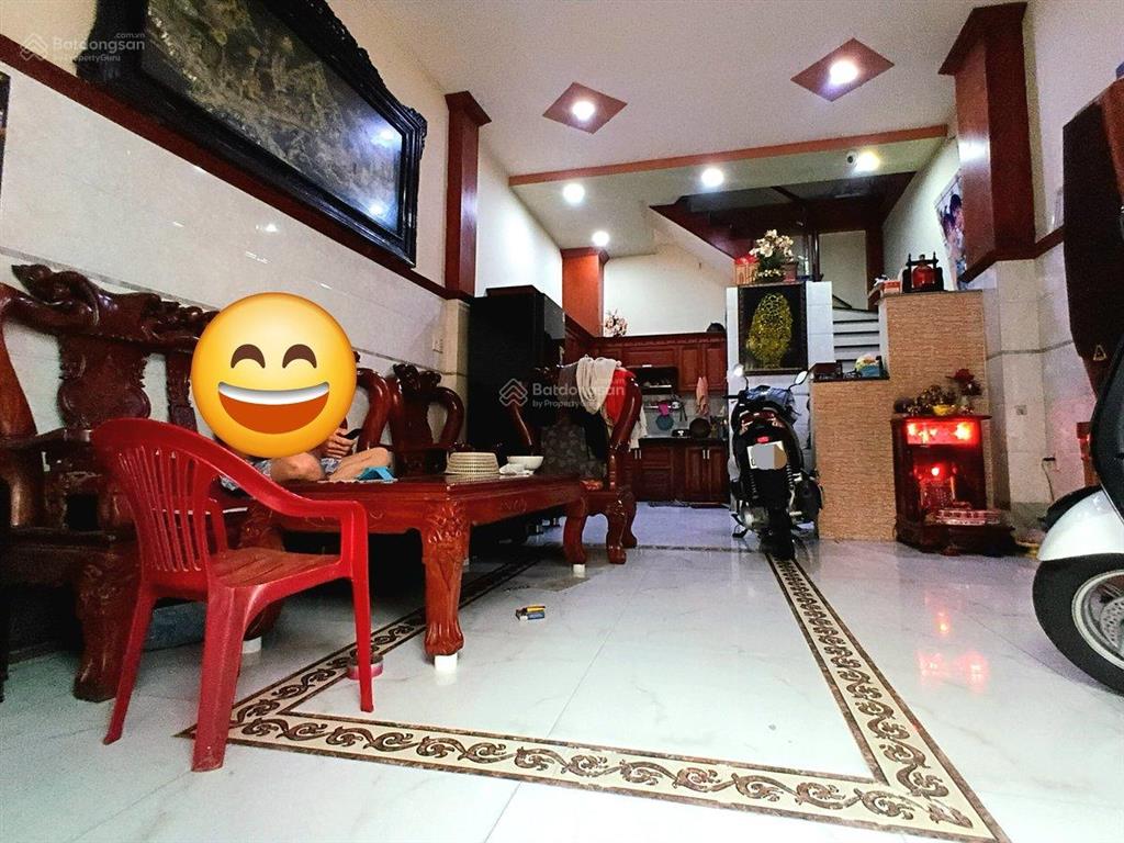 Bán nhà riêng tại hồng lạc, .10,tân bình 6,3 tỷ,35m2,3 tấm (gần chung cư bàu cát)