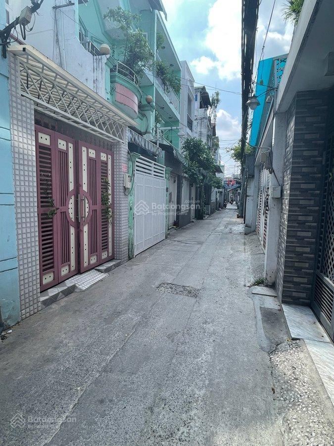 Nhà 6.7 tỷ  hxh đường trương công định,p14,tân bình,58m2,2 lầu