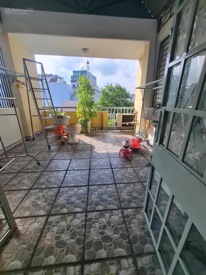 Giá chào 10.5 tỷ ,hxh to như 1 con đường,p15,tân bình 65m2, 3 tầng.