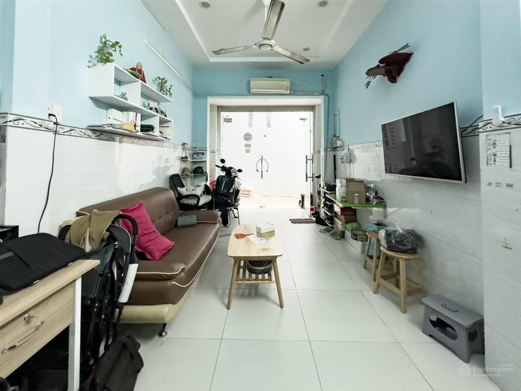 Bán nhà quận tân bình  đường đất thánh,p.6  giá chỉ 5.5 tỷ