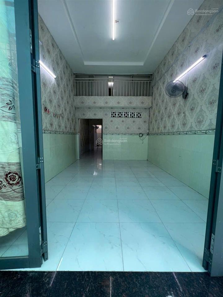 Bán nhà đường âu cơ, p.10 tân bình, 64m2, 1 trệt, 1 lửng giá chào 6 tỷ