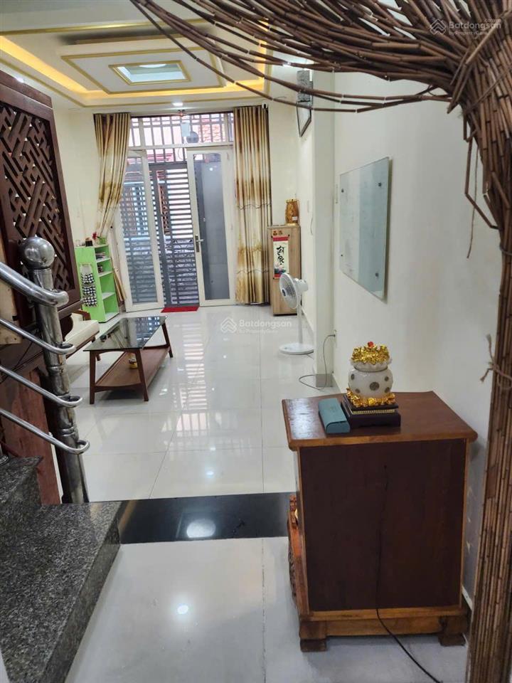 Nhà hẻm 3m đường phạm văn bạch,p15,tân bình,30m2,giá 4 tỷ