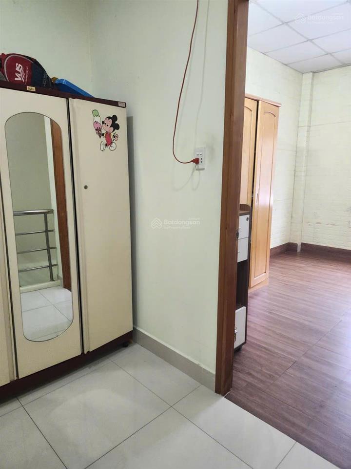 Nhà hẻm 3m đường phạm văn bạch,p15,tân bình,30m2,giá 4 tỷ
