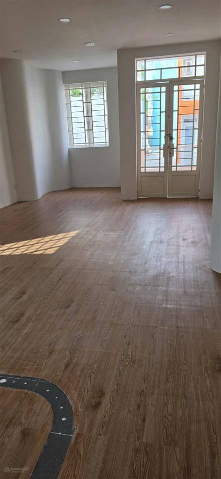 Hxh 8m đường đồng đen, phường 11, quận tân bình, 72m2, 3 lầu giá 11,5 tỷ