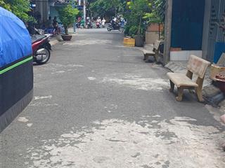 Hxh 8m đường đồng đen,p11,q.tân bình,72m2, 3 lầu giá 11.9 tỷ