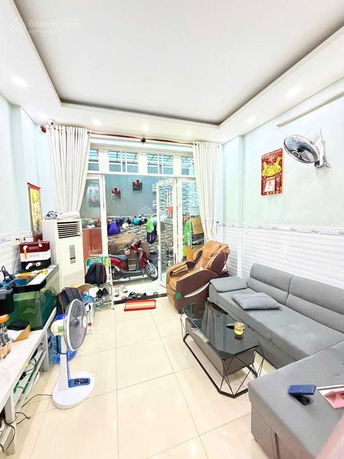 Nhà 4 tấm đường trần thái tông, p.15, tân bình 43m2, giá 4,7 tỷ