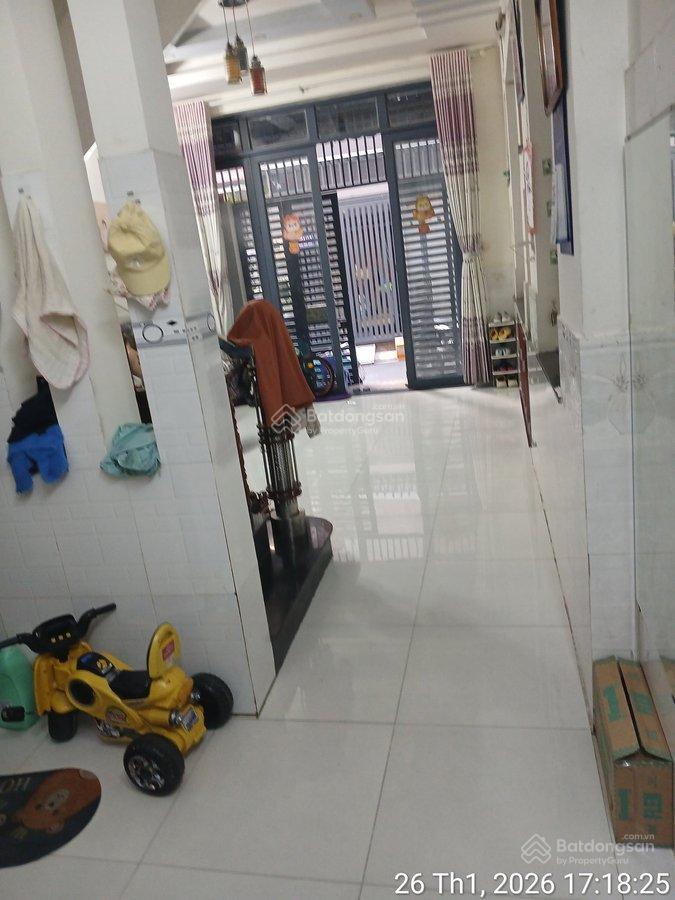 Nhà 6,5 tỷ gần phố ẩm thực nguyễn nhữ lãm, p. phú thọ, tân phú 40m², 3 tầng.