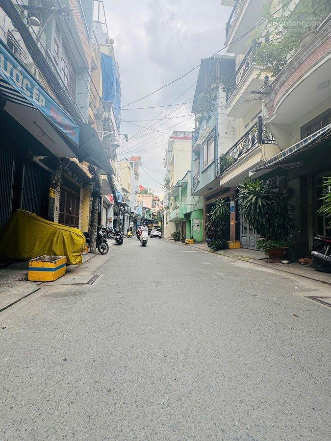 Chỉ 7,79 tỷ có ngay căn mặt tiền đường tốt, p10, tân bình với 42m2, 2 tấm