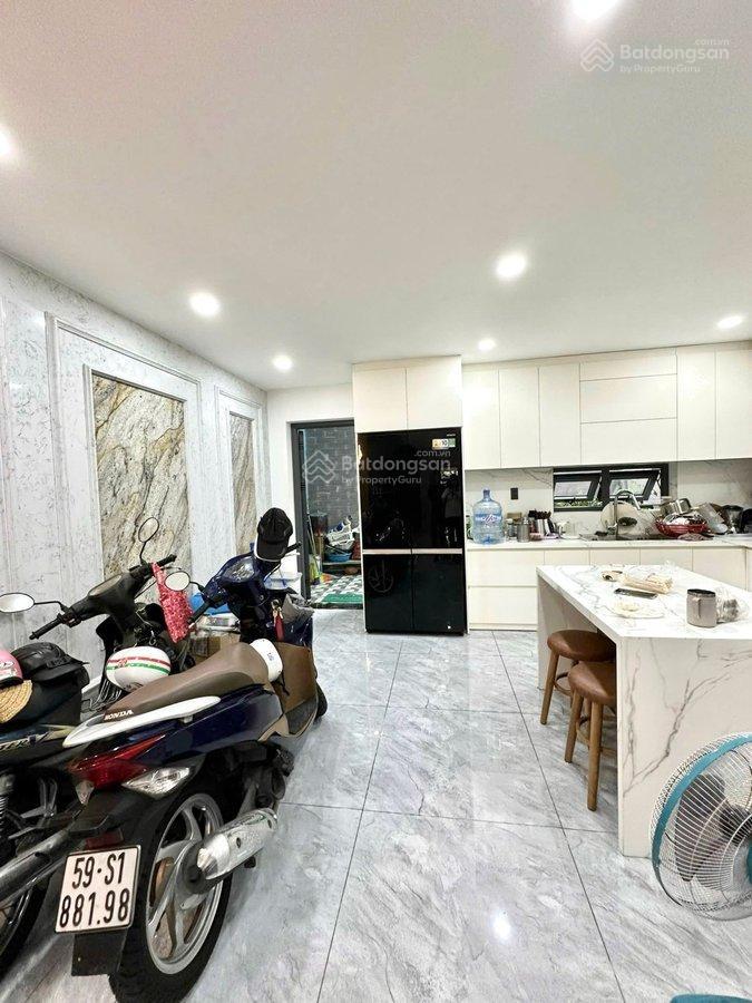 Hẻm 8 đường phan sào nam, p. 11, tân bình 130m2, 5 tầng giá chào 19,9 tỷ