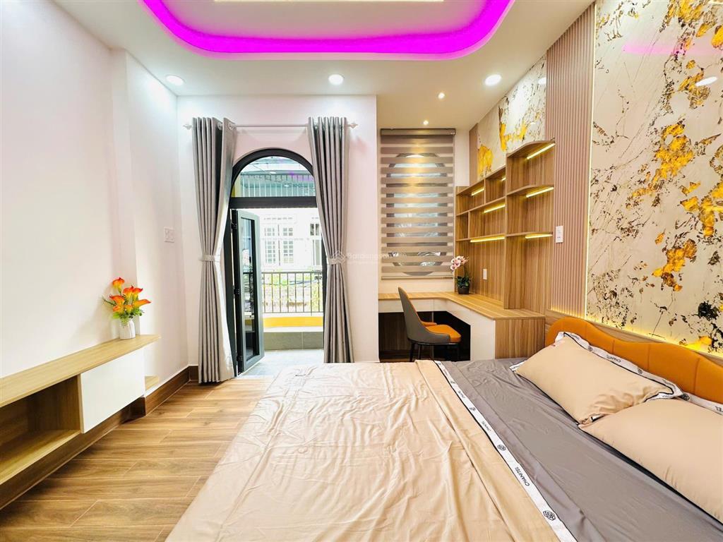 Nhà mới full nội thất quận tân bình 377m2, 3 tầng giá chào 6.250 tỷ