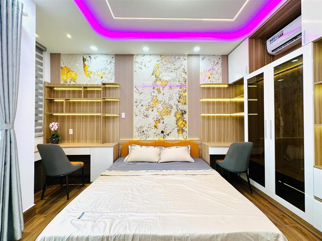 Nhà mới full nội thất quận tân bình 377m2, 3 tầng giá chào 6.250 tỷ