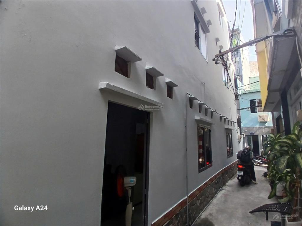Nhà gần chợ phạm văn hai, p.3, tân bình 60m2, 3 lầu giá chào 7.9 tỷ