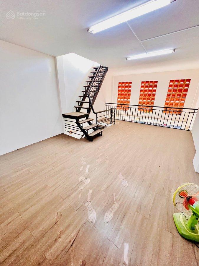 Nhà mặt tiền ngay khu chợ tân bình, p8, 37m2, 2 tấm giá chỉ 5.5 tỷ
