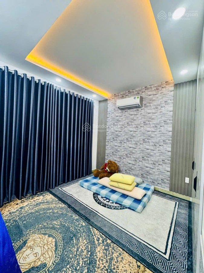 Hxh thông gần ngay siêu thị aeon tân phú, 48m2, 5 tấm giá chỉ 8 tỷ