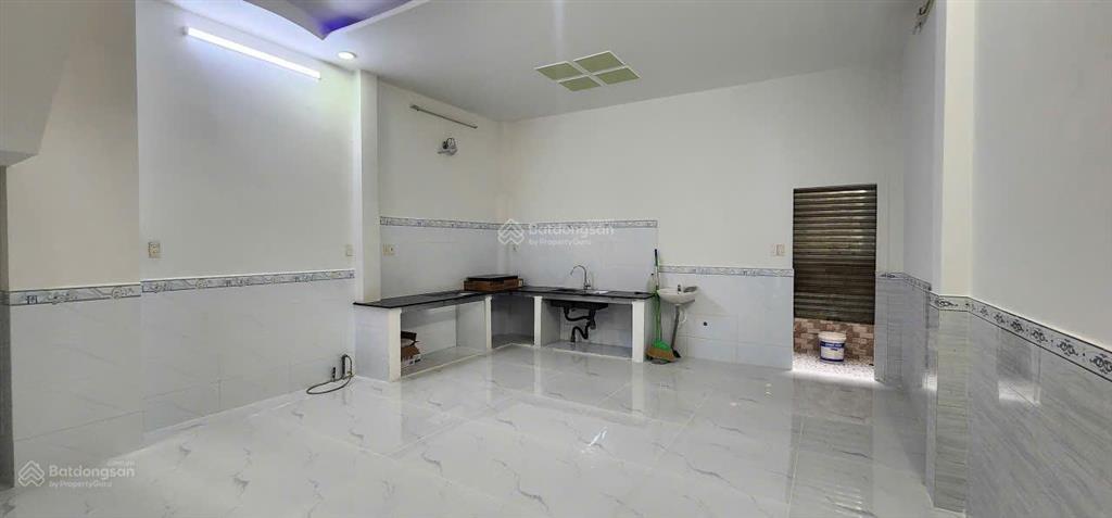 Hẻm 8m đường phan văn hớn, xã bà điểm, hóc môn, 80m2, 2 tấm giá chỉ 5.5 tỷ