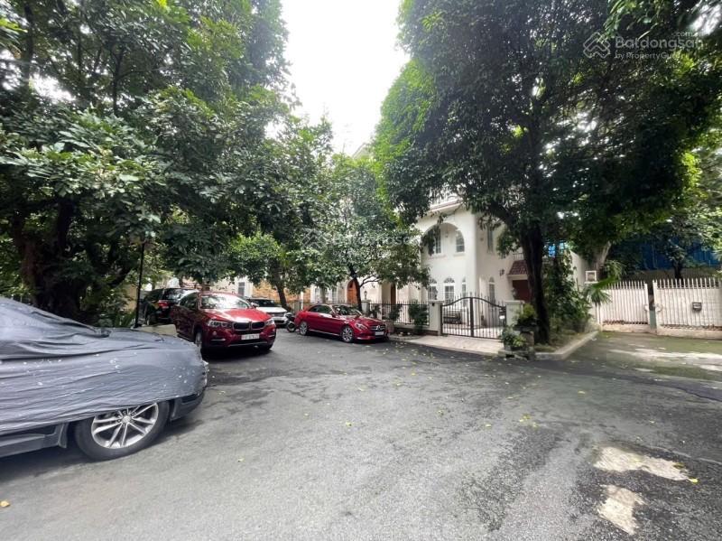Biệt thự phổ quang, p. 2, tân bình 416m2 3 tầng giá 83 tỷ