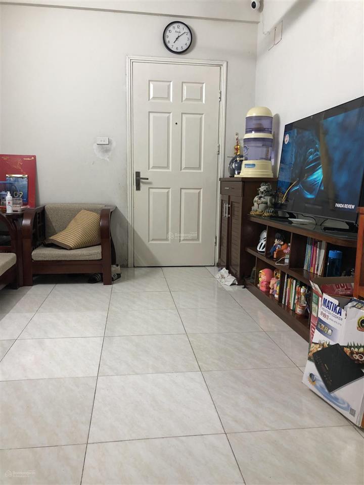 Chính chủ bán căn hộ siêu đẹp, thoáng mát, hướng đông nam, diện tích 57.6m2, 2 p ngủ 1 vs, 1 khách