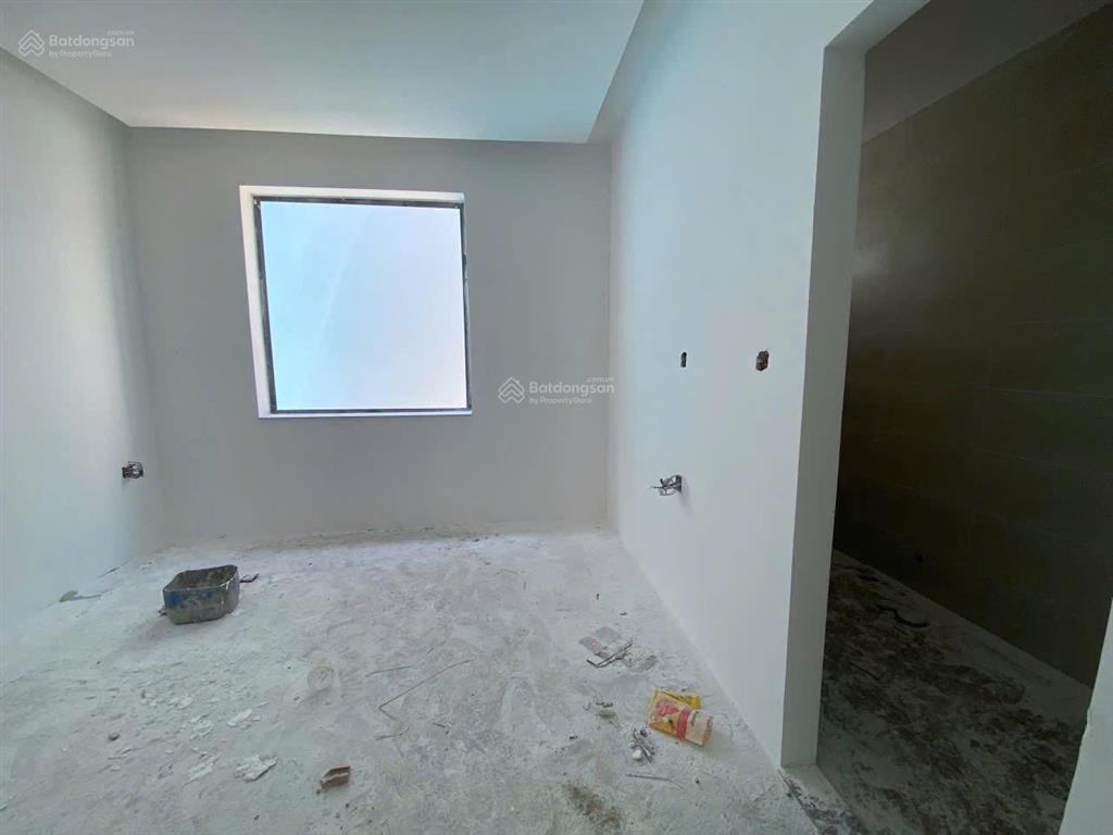 Bán căn nhà thô shophouse mỹ gia gói 8 trục chính rộng 18m hướng đông nam