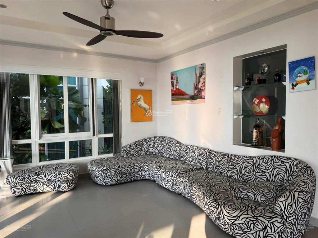 Bán biệt thự mặt biển an viên nha trang (2 mặt đường) nằm trên trục đường 1g hiếm nhất khu