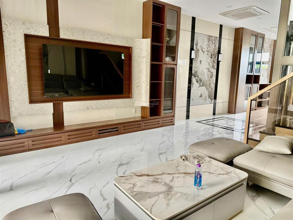 Nhà mới 100% có thang máy gói 3 mỹ gia có thang máy full nội thất giá tốt
