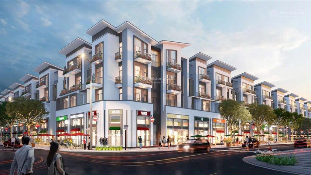 Mặt tiền trần phú vinhomes pearl bay đối diện sân golf, sau lưng hồ bơi & công viên điểm nhấn