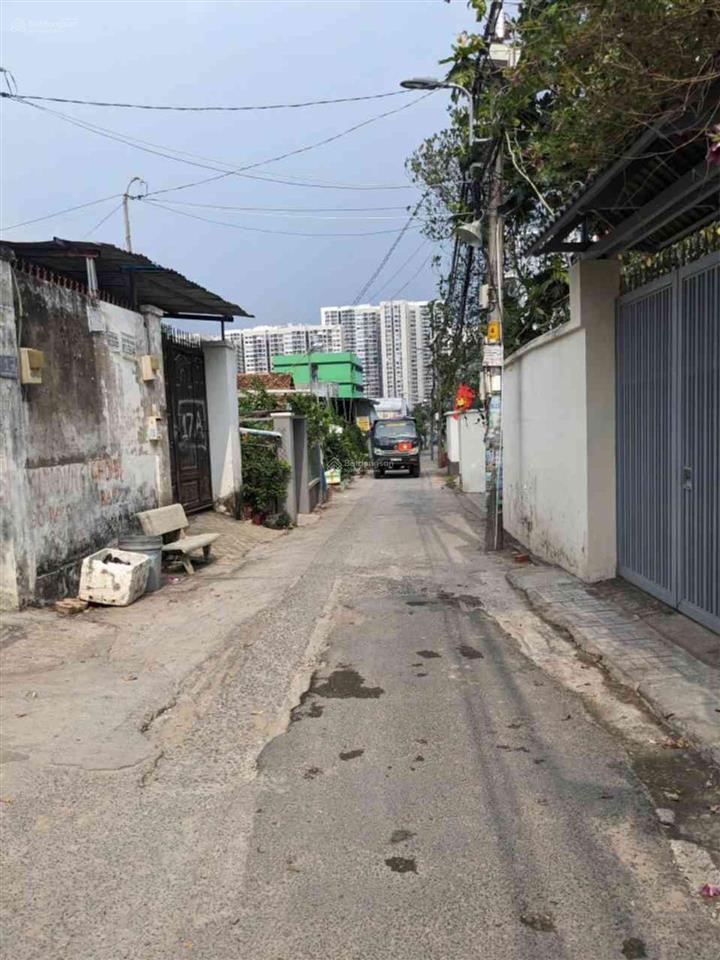 Bán đất hiếm tại nguyễn xiển, 4,1 tỷ, 102m2, mặt tiền 5m, ngõ 5m
