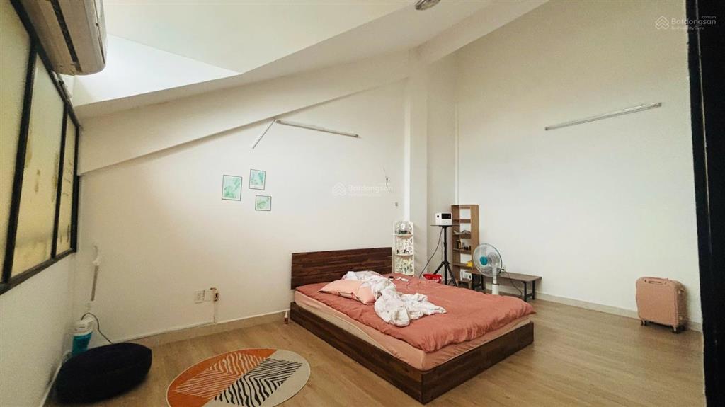 Bán căn hộ chung cư an hoà thang máy, 55m2, giá bán 2,55 tỷ. đt 0907 009 ***