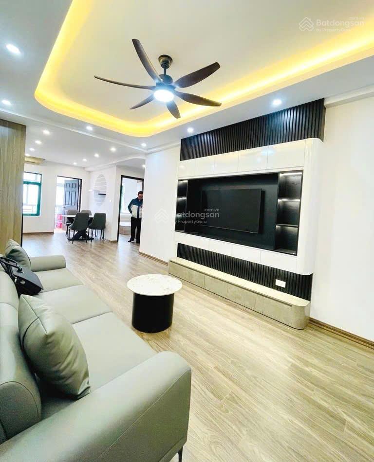 Bán chung cư khu đô thị định công 70m2, 2 p ngủ, 2wc, nhỉnh 5 tỷ tí ti.
