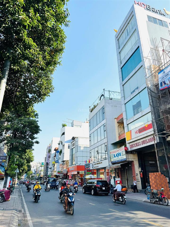 Bán toà nhà building gò dầu, q.tân phú. diện tích ( 6,5m x 20,5m ). cn 124m2
kết