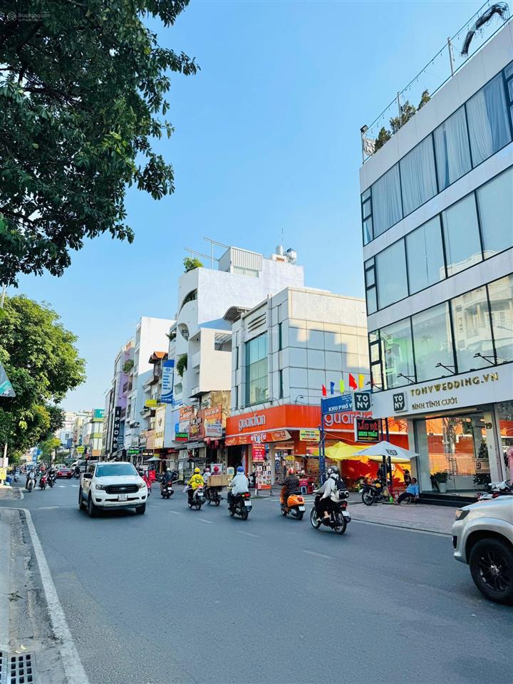 Bán toà nhà building gò dầu, q.tân phú. diện tích ( 6,5m x 20,5m ). cn 124m2
kết