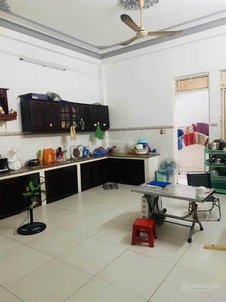 Mặt tiền kinh doanh 4 tầng 100m chỉ 10.xtỷ vị trí đẹp gần trần văn giàu, khu tên lửa,