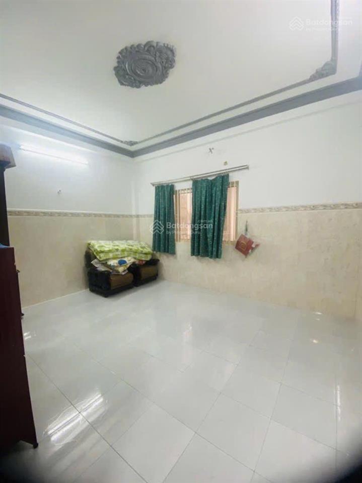 Mặt tiền kinh doanh 4 tầng 100m chỉ 10.xtỷ vị trí đẹp gần trần văn giàu, khu tên lửa,