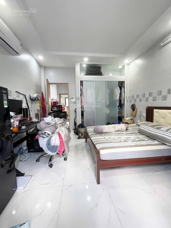 Rẻ nhất khu tên lửa nhà đẹp đường số 1 tên lửa  64m (4x16m)  3 tầng  chỉ 5.1 tỷ còn