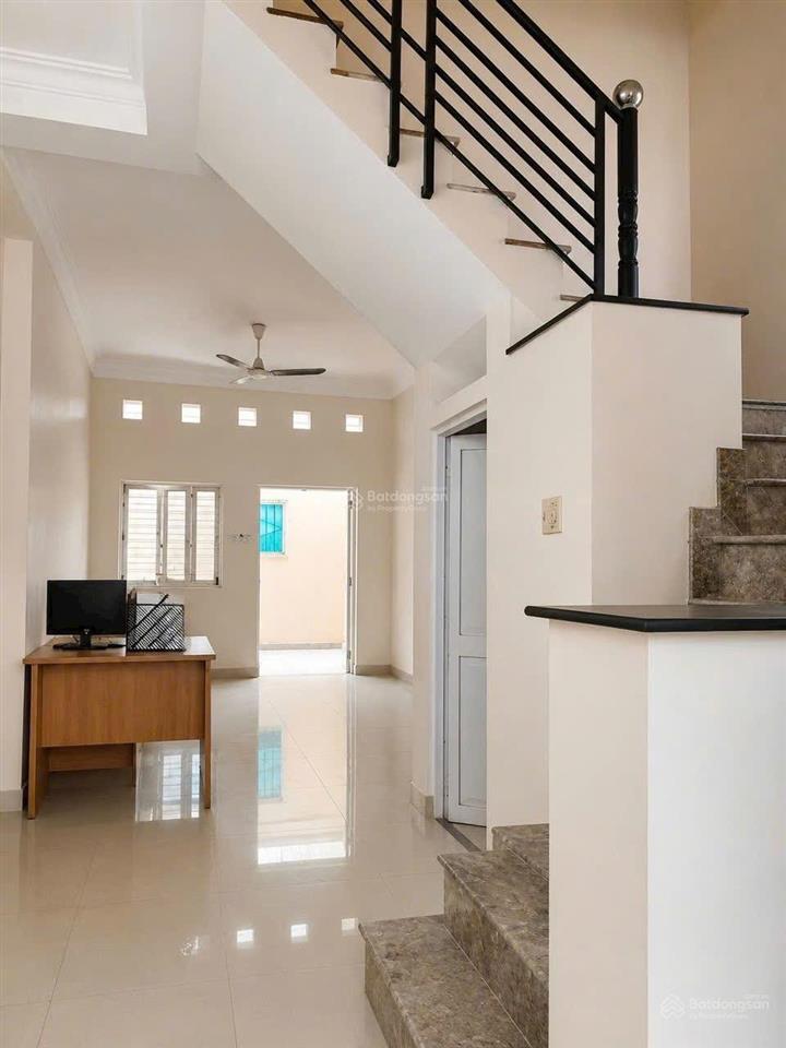 Giảm 1.2 tỷ mặt tiền kinh doanh khu vip lê cơ đường số 1 kdc nam hùng vương chỉ hơn 10